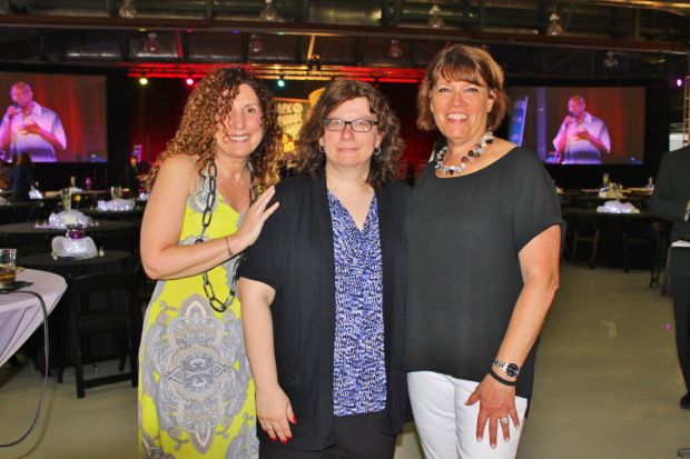 Suzy Bloch, Kelley Toenjes, Ann Steinbein (Volunteers)